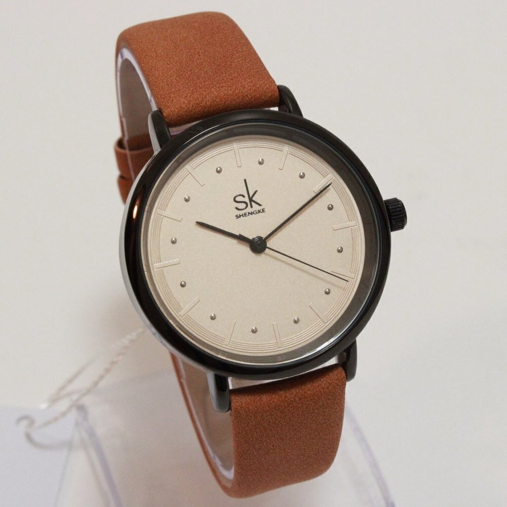 Ladies Retro Style Watch Black Case Silver Tone Indices Suede Strap 36mm - Picture 2 of 12